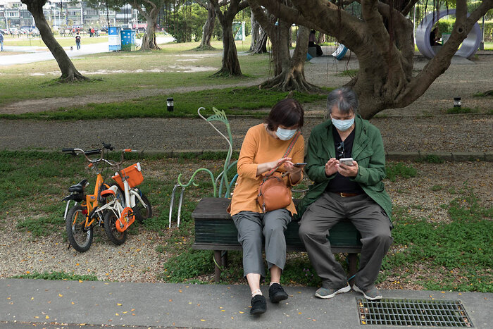 Orange Couple